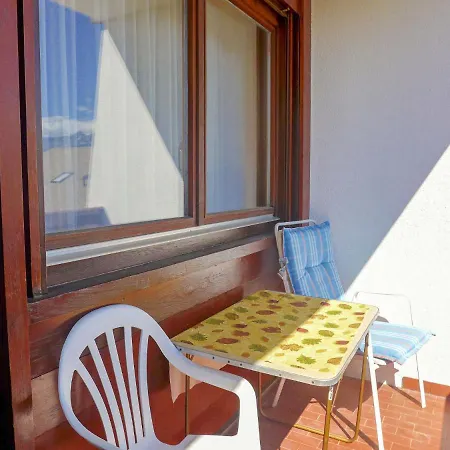 아파트 San Giorgio A 12 By Interhome 크란스몬타나